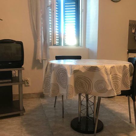 Apartman Gracin Primosten Bagian luar foto