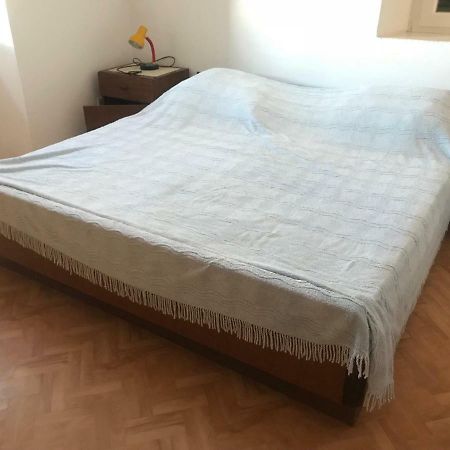 Apartman Gracin Primosten Bagian luar foto