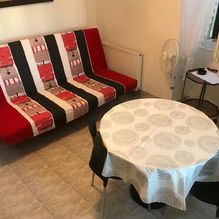Apartman Gracin Primosten Bagian luar foto