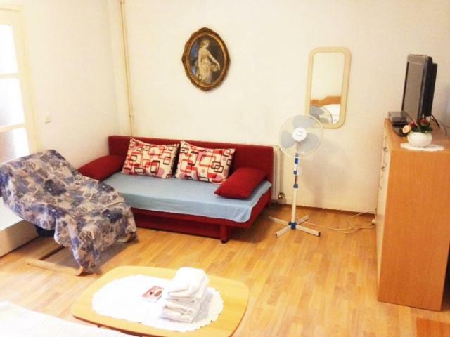 Apartman Gracin Primosten Bagian luar foto